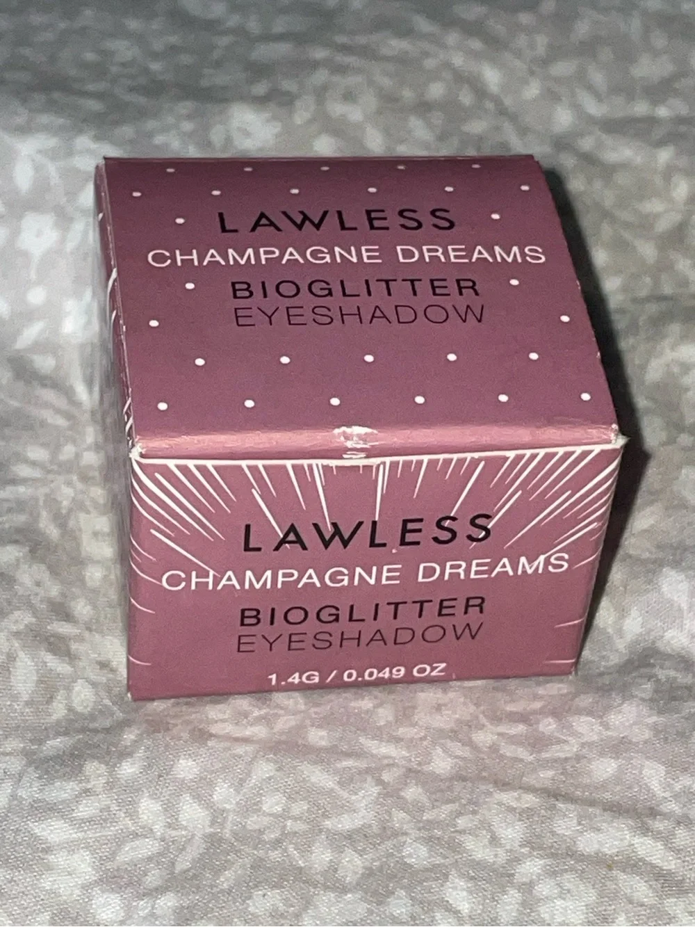LAWLESS Champagne Dreams Bioglitter Eyeshadow - Champagne Dreams Limited Edition